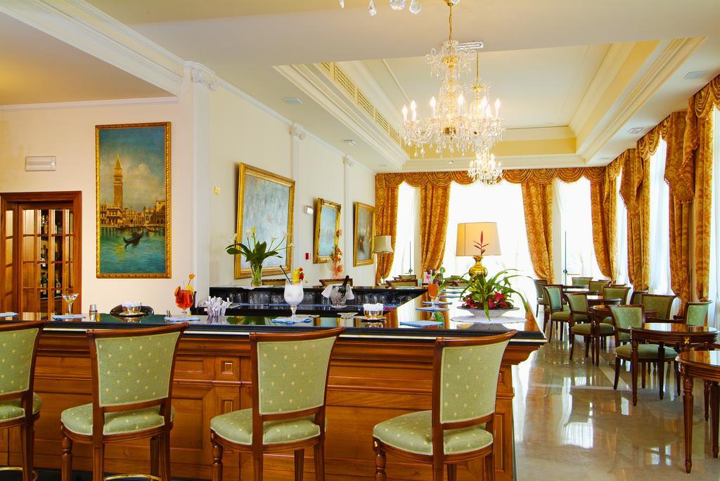 Hotel La Residence & Idrokinesis อาบาโนแตร์เม ภายนอก รูปภาพ